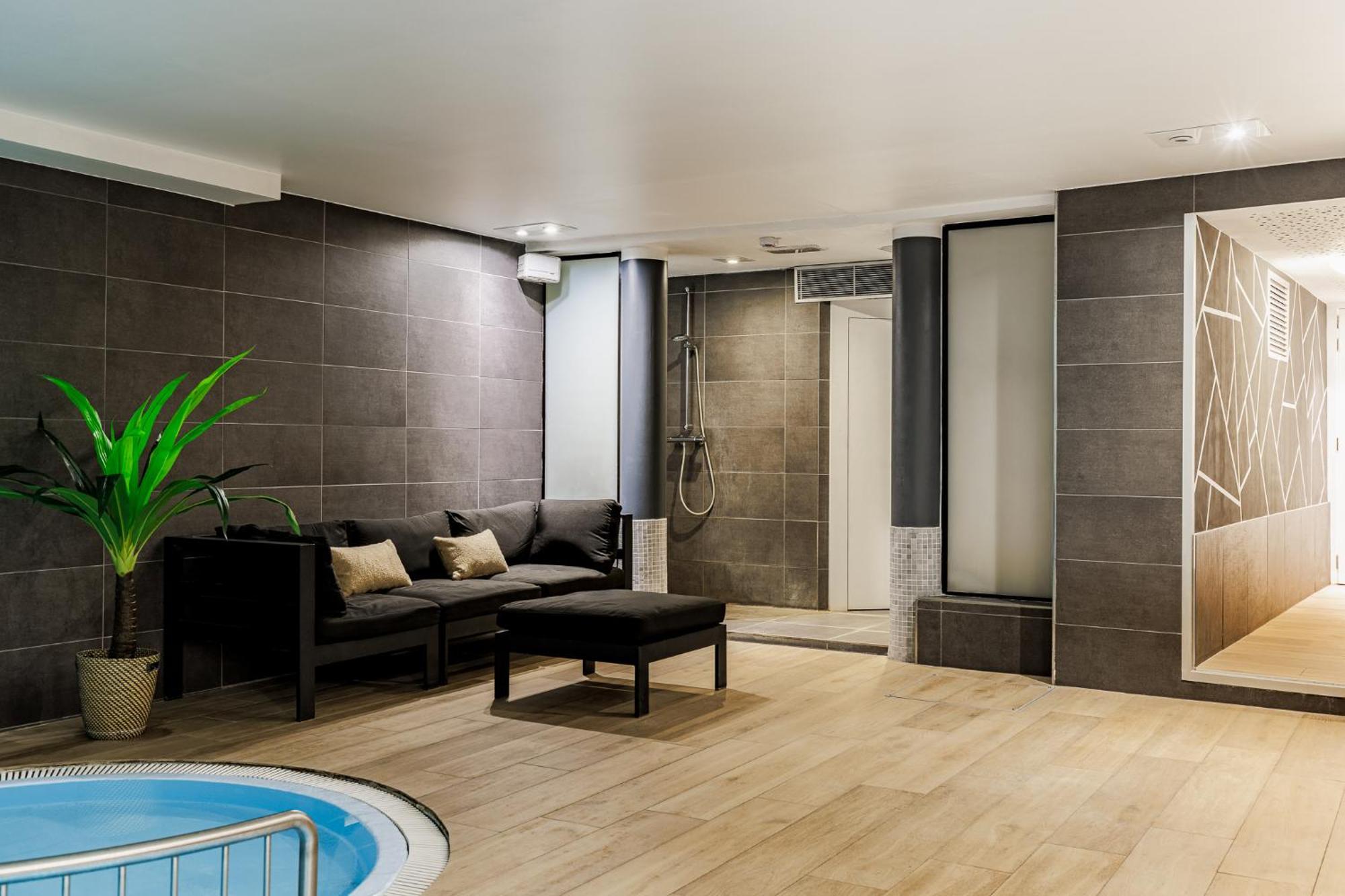 Hotel Saint Sauveur By Wp Hotels ブランケンベルヘ エクステリア 写真